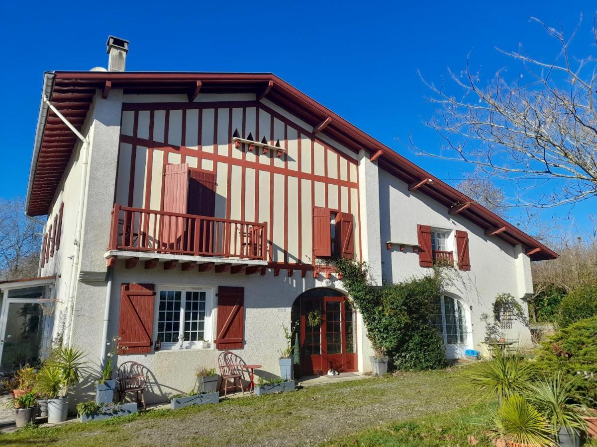 La Metairie De Biaudos Bed & Breakfast Екстериор снимка
